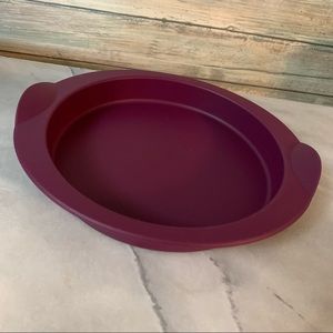 Tupperware Silicone small round form New